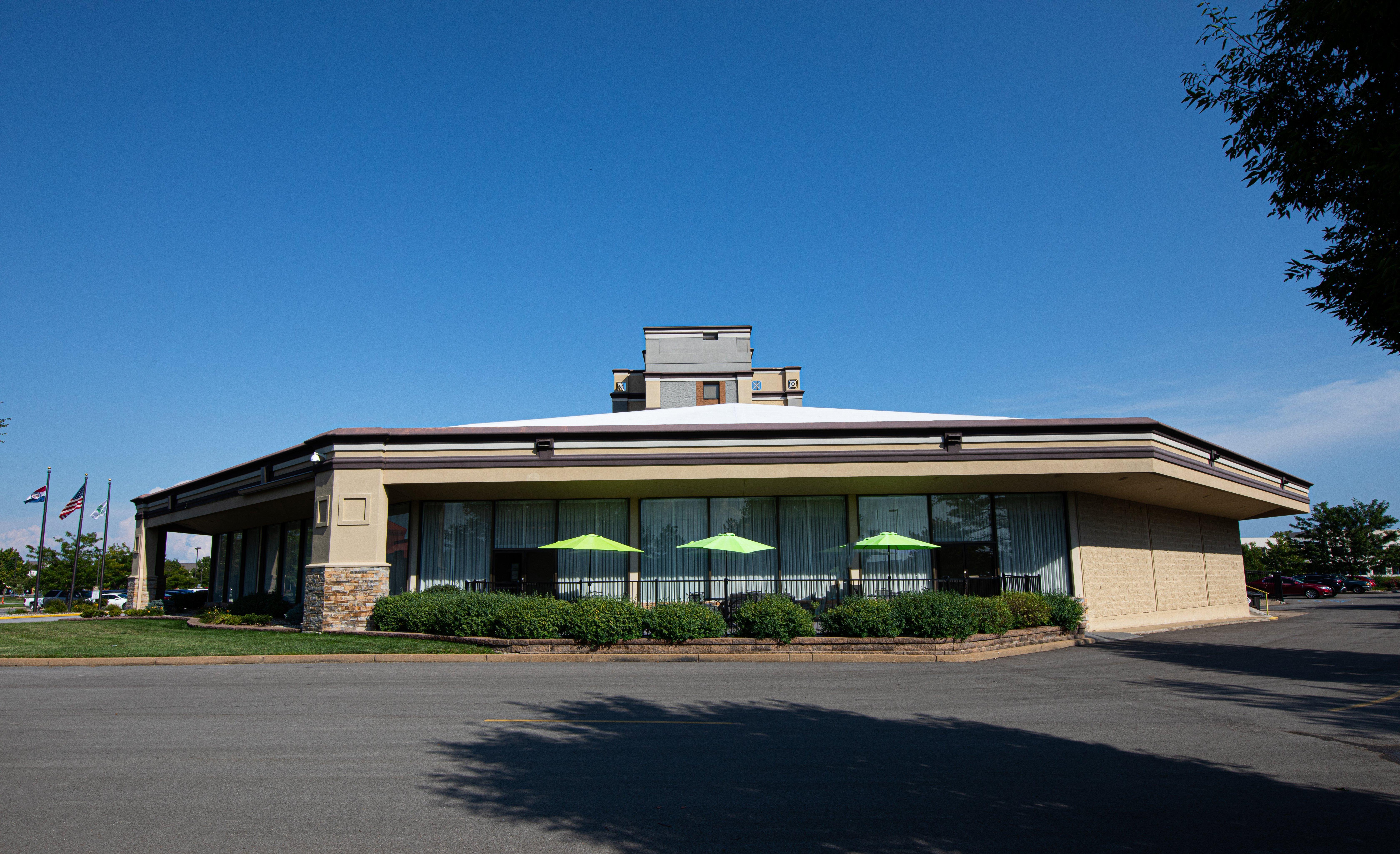 Hilton St. Louis Airport Hotel Woodson Terrace Luaran gambar